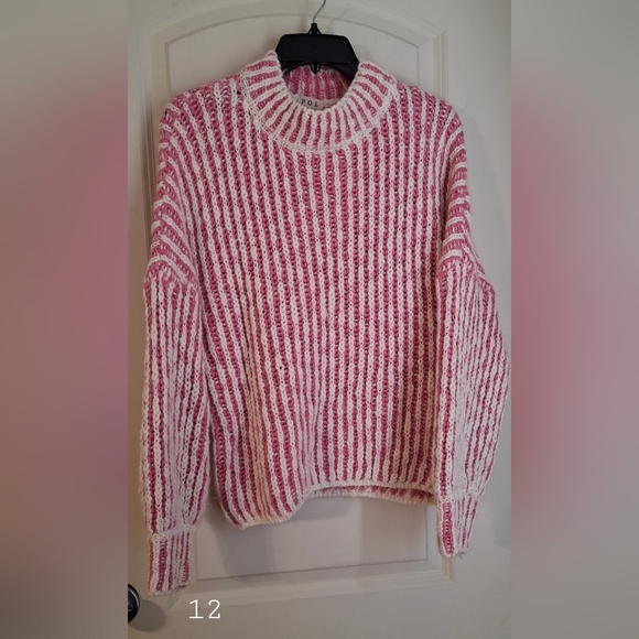 Pol sweater womens shirt 70 polyester 30 wool casual academia barbiecore - Picture 2 of 8